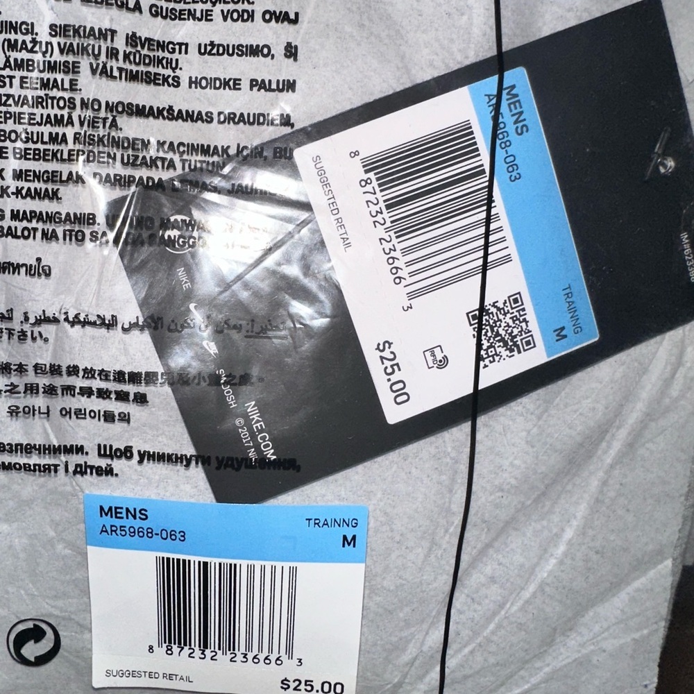 Nike Shirt The Nike Tee Standard Fit Gray Swoosh Front - Size SM MED LG XL - NEW - Picture 7 of 9